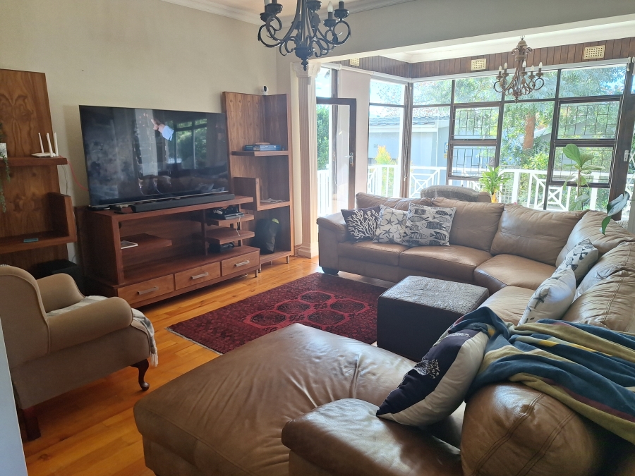 4 Bedroom Property for Sale in Hartenbos Central Western Cape